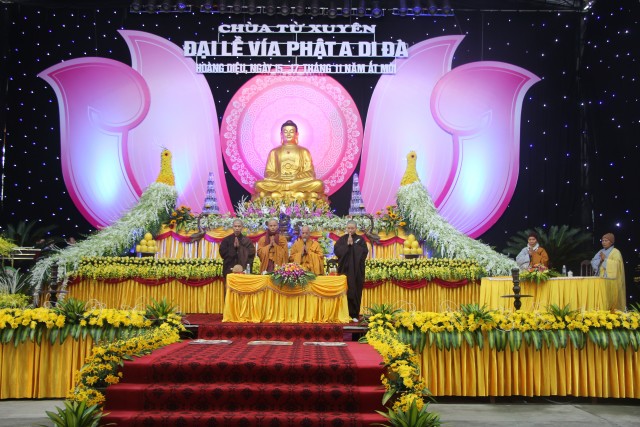 Thái Bình: Lễ quy y Tam Bảo, thế phát xuất gia tại chùa Từ Xuyên