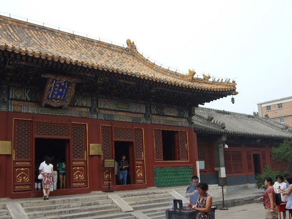 Ung Hòa Cung ngôi Chùa Phật Giáo Tây Tạng trong Tử Cấm Thành Bắc Kinh