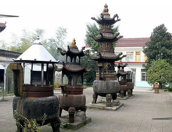 Danh lam thắng cảnh Vân Phong Thiền Tự đệ nhị Đạo tràng Địa Tạng