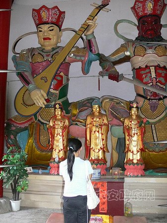 Danh lam thắng cảnh Vân Phong Thiền Tự đệ nhị Đạo tràng Địa Tạng