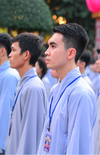 Đêm Hoa Đăng vía Phật A Di Đà