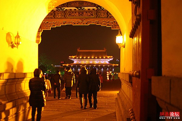 Chùm ảnh Danh lam thắng cảnh An Sơn Ngọc Phật Uyển, tỉnh Liêu Ninh. Trung Quốc