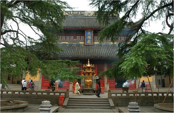 Danh lam thắng cảnh Linh Nham Sơn Tự Tô Châu Trung Quốc