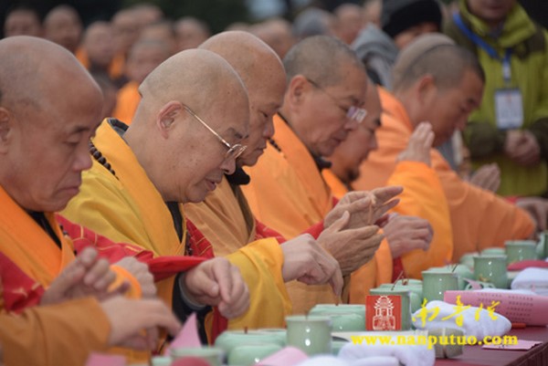 Trung Quốc: Khai quang tượng Thiên Thủ Thiên Nhãn lộ thiên cao nhất thế giới