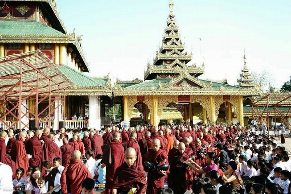 Chùm ảnh Lễ Dâng Y Kathina tại thành phố Dawei, Myanmar