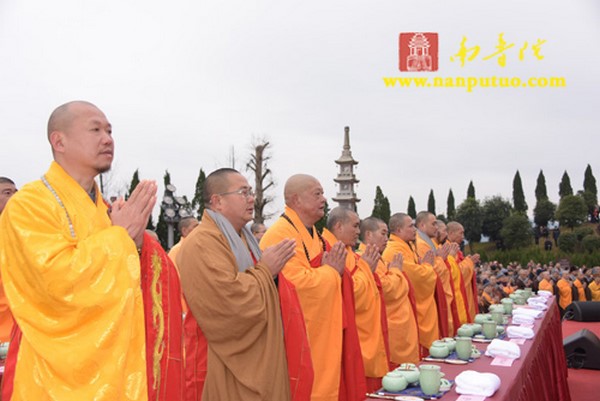 Trung Quốc: Khai quang tượng Thiên Thủ Thiên Nhãn lộ thiên cao nhất thế giới