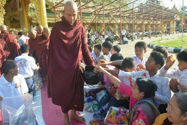 Chùm ảnh Lễ Dâng Y Kathina tại thành phố Dawei, Myanmar