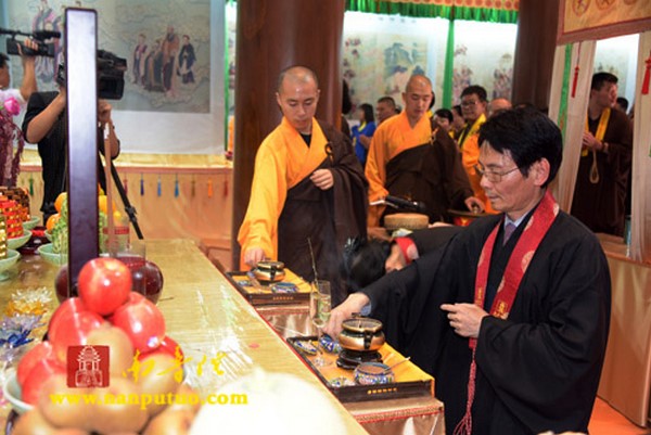 Trung Quốc: Chùm ảnh Pháp hội Trai đàn Thủy lục viên mãn tại Nam Phổ Đà Tự