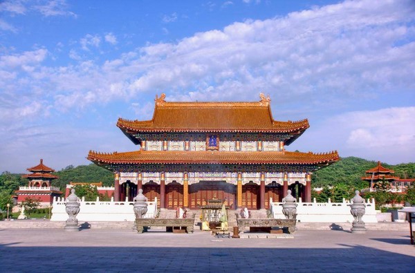 Chùm ảnh Danh lam thắng cảnh An Sơn Ngọc Phật Uyển, tỉnh Liêu Ninh. Trung Quốc