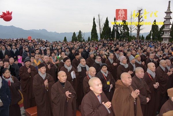 Trung Quốc: Khai quang tượng Thiên Thủ Thiên Nhãn lộ thiên cao nhất thế giới