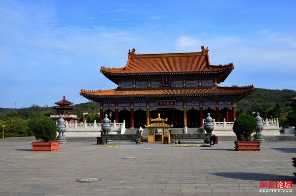Chùm ảnh Danh lam thắng cảnh An Sơn Ngọc Phật Uyển, tỉnh Liêu Ninh. Trung Quốc