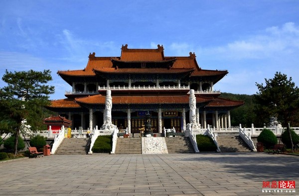 Chùm ảnh Danh lam thắng cảnh An Sơn Ngọc Phật Uyển, tỉnh Liêu Ninh. Trung Quốc