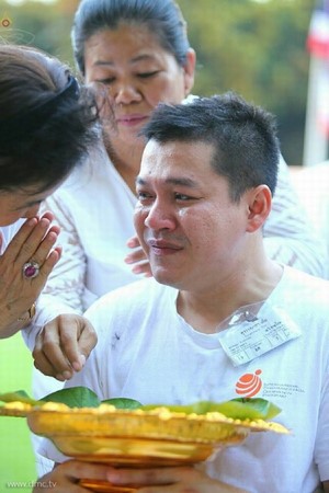 Thái Lan: Chùm ảnh Tu viện Dhammakaya tổ chức cho người Campuchia xuất gia
