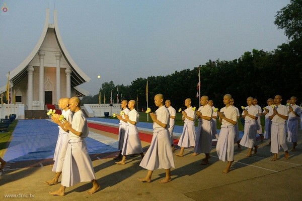 Thái Lan: Chùm ảnh Tu viện Dhammakaya tổ chức cho người Campuchia xuất gia