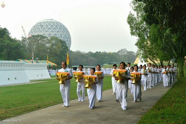Thái Lan: Chùm ảnh Tu viện Dhammakaya tổ chức cho người Campuchia xuất gia