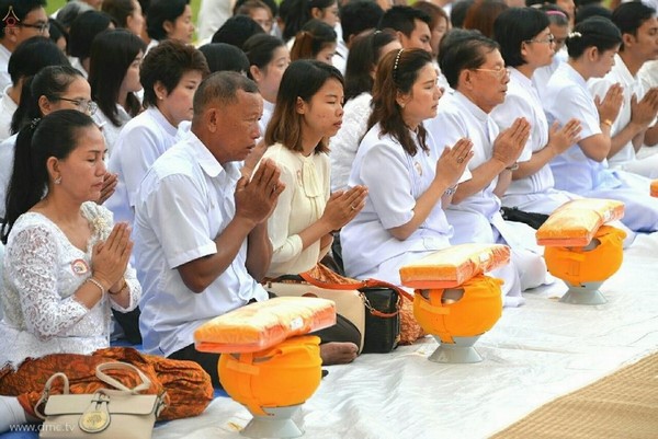Thái Lan: Chùm ảnh Tu viện Dhammakaya tổ chức cho người Campuchia xuất gia