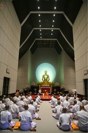 Thái Lan: Chùm ảnh Tu viện Dhammakaya tổ chức cho người Campuchia xuất gia