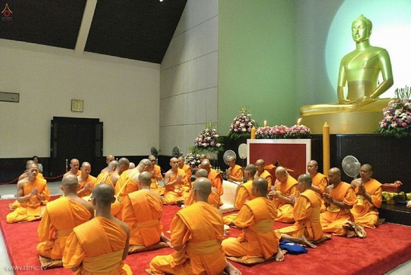 Thái Lan: Chùm ảnh Tu viện Dhammakaya tổ chức cho người Campuchia xuất gia