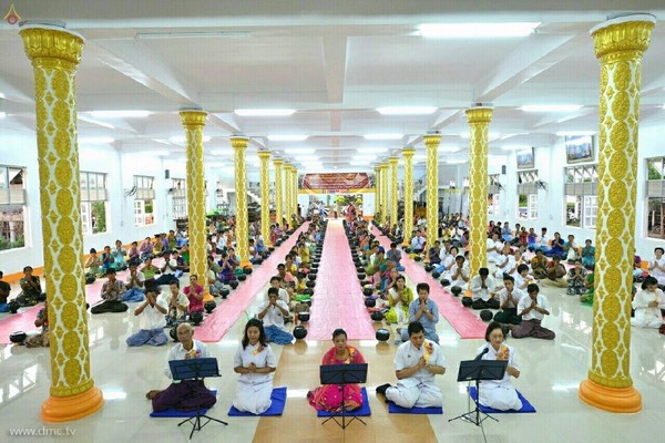 Chùm ảnh Lễ xuất gia gieo duyên thành phố Dawei, Đông Nam Myanmar.