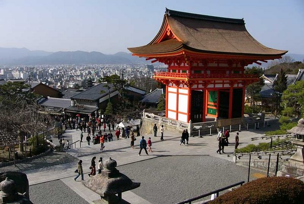 Nhật Bản: Chùm ảnh Ngôi Già lam Phật địa Kiyomizudera