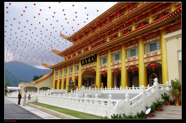 Danh thắng Linh Nghiêm sơn tự Canada