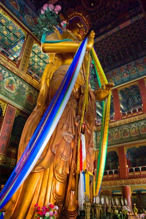 Ung Hòa Cung ngôi Chùa Phật Giáo Tây Tạng trong Tử Cấm Thành Bắc Kinh