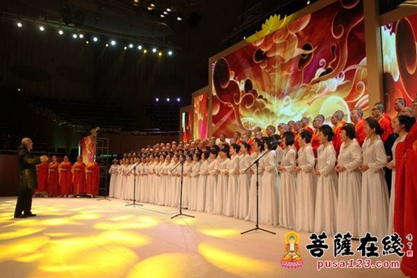 Trung Quốc Tổ chức Nhạc hội Từ thiện Kỷ niệm 20 năm ngày Viên tịch Trưởng lão Chân Thiền