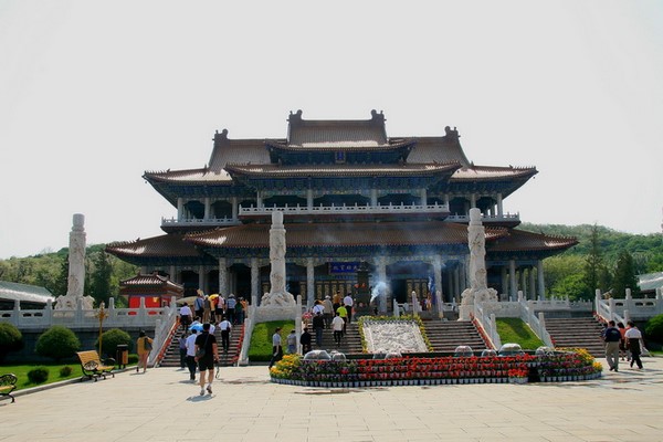 Chùm ảnh Danh lam thắng cảnh An Sơn Ngọc Phật Uyển, tỉnh Liêu Ninh. Trung Quốc
