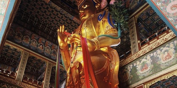 Ung Hòa Cung ngôi Chùa Phật Giáo Tây Tạng trong Tử Cấm Thành Bắc Kinh