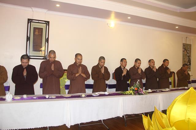Cựu Tăng sinh khoá V- Học Viện Phật Giáo Việt Nam tại Hà Nội họp mặt truyền thống