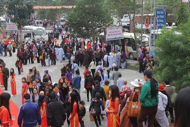 Quảng Ninh: Lễ tưởng niệm 707 năm Phật hoàng Trần Nhân Tông nhập niết bàn