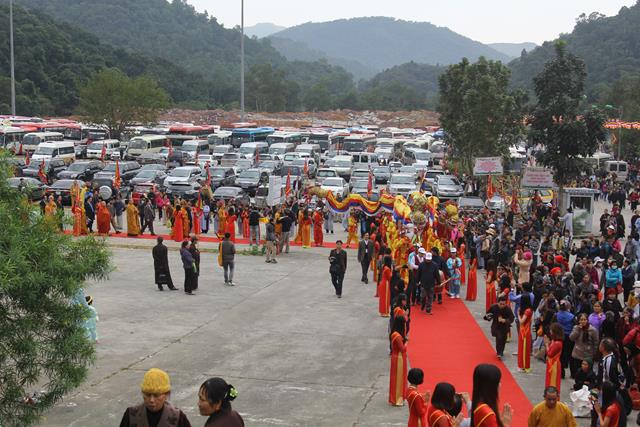 Quảng Ninh: Lễ tưởng niệm 707 năm Phật hoàng Trần Nhân Tông nhập niết bàn