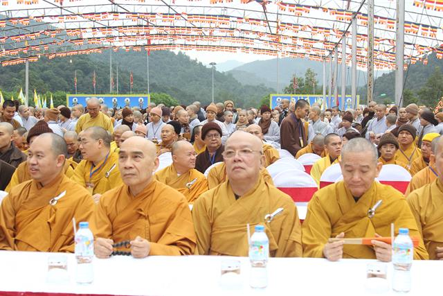 Quảng Ninh: Lễ tưởng niệm 707 năm Phật hoàng Trần Nhân Tông nhập niết bàn