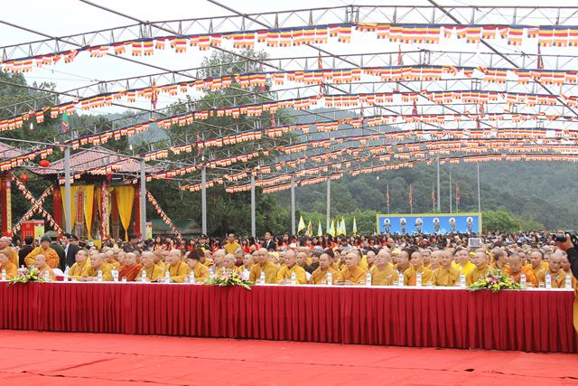 Quảng Ninh: Lễ tưởng niệm 707 năm Phật hoàng Trần Nhân Tông nhập niết bàn