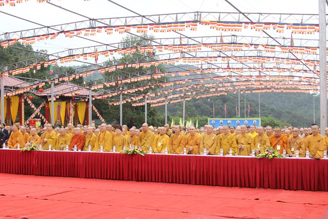 Quảng Ninh: Lễ tưởng niệm 707 năm Phật hoàng Trần Nhân Tông nhập niết bàn