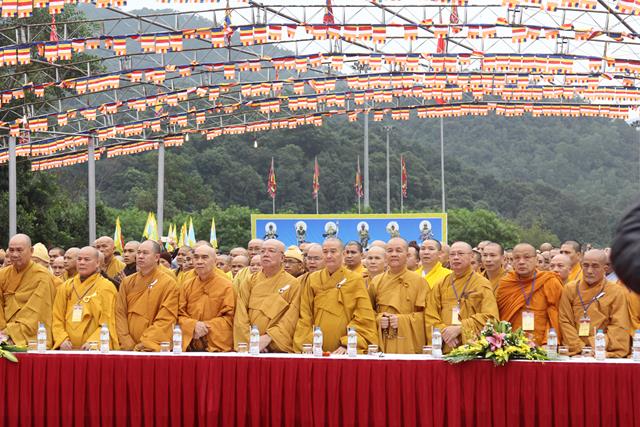 Quảng Ninh: Lễ tưởng niệm 707 năm Phật hoàng Trần Nhân Tông nhập niết bàn