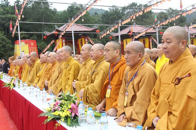 Quảng Ninh: Lễ tưởng niệm 707 năm Phật hoàng Trần Nhân Tông nhập niết bàn