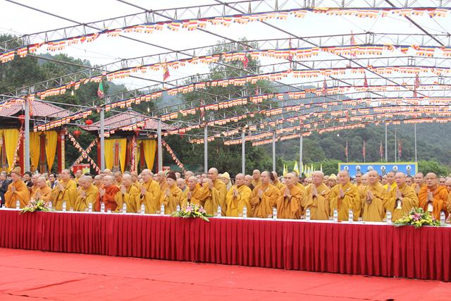 Quảng Ninh: Lễ tưởng niệm 707 năm Phật hoàng Trần Nhân Tông nhập niết bàn