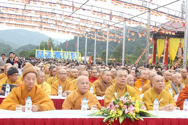 Quảng Ninh: Lễ tưởng niệm 707 năm Phật hoàng Trần Nhân Tông nhập niết bàn