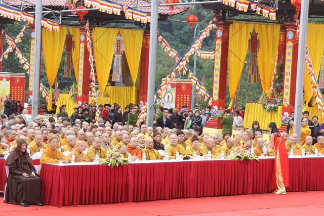 Quảng Ninh: Lễ tưởng niệm 707 năm Phật hoàng Trần Nhân Tông nhập niết bàn