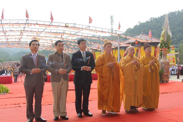 Quảng Ninh: Lễ tưởng niệm 707 năm Phật hoàng Trần Nhân Tông nhập niết bàn