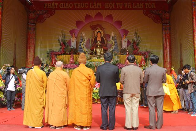 Quảng Ninh: Lễ tưởng niệm 707 năm Phật hoàng Trần Nhân Tông nhập niết bàn