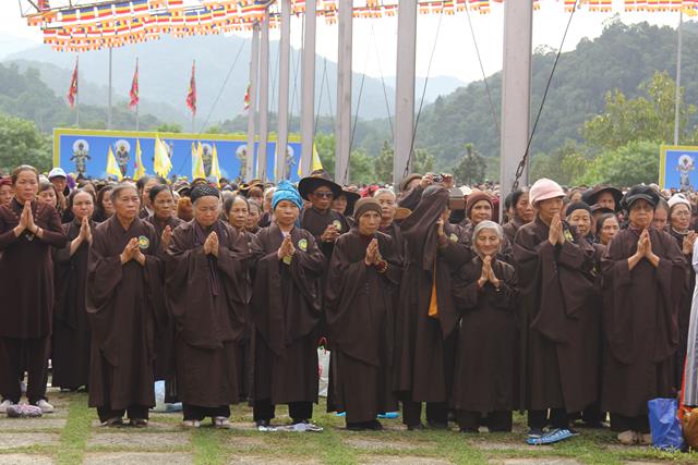 Quảng Ninh: Lễ tưởng niệm 707 năm Phật hoàng Trần Nhân Tông nhập niết bàn