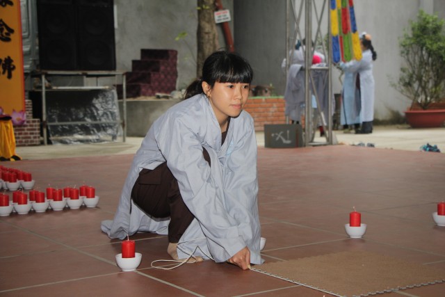 Thái Bình: Đêm hoa đăng vía Phật Di Đà tại chùa Từ Xuyên