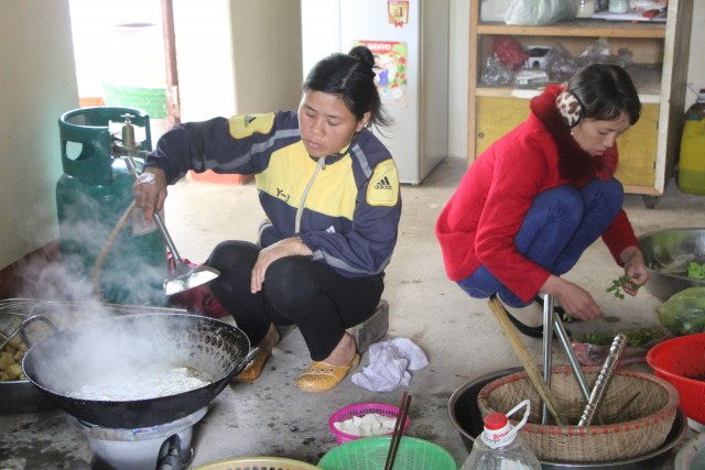 Thái Bình: Gần 200 bạn trẻ chào đón năm mới 2016 tại chùa Từ Xuyên và Văn Môn