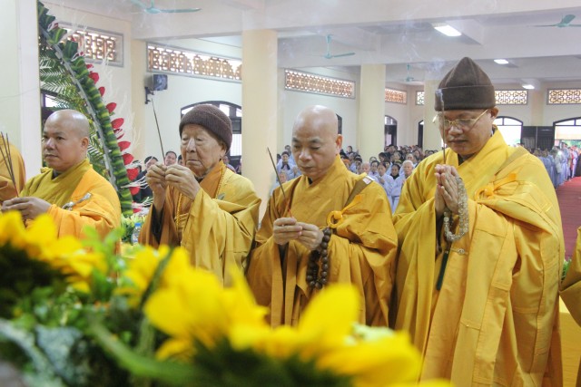 Thái Bình: Lễ húy kỵ giác linh Sư tổ lần thứ 27 tại chùa Tây Khánh