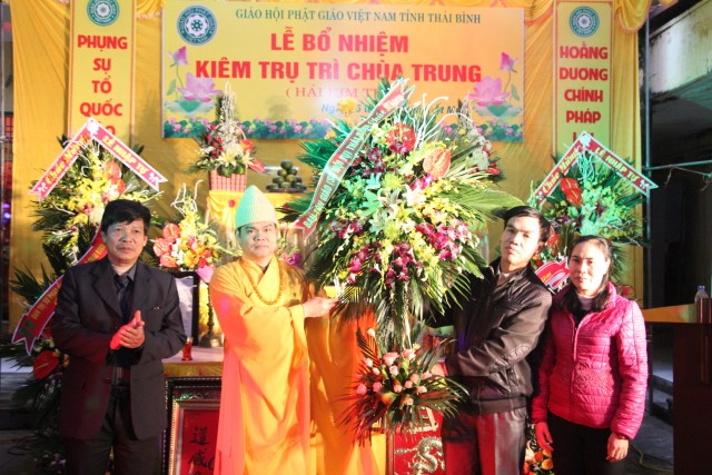 Thái Bình: Lễ bổ nhiệm trụ trì chùa Trung