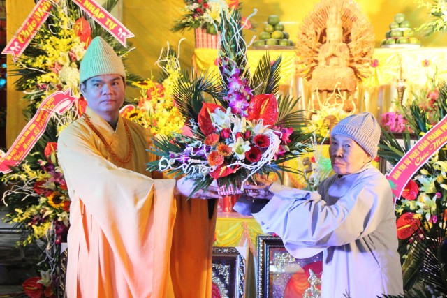Thái Bình: Lễ bổ nhiệm trụ trì chùa Trung