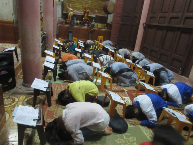 Thái Bình: Lớp học đặc biệt tại chùa bệnh viện Phong – Da liễu Văn Môn
