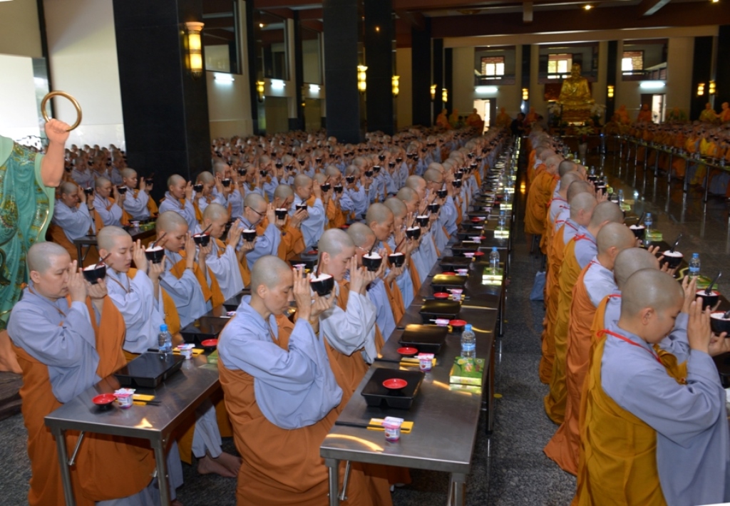 Giới trường Huê Nghiêm: Tấn đàn truyền giới Sa-di